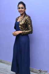 Rakul Preet Singh at Dhruva Movie Theatrical Trailer Launch